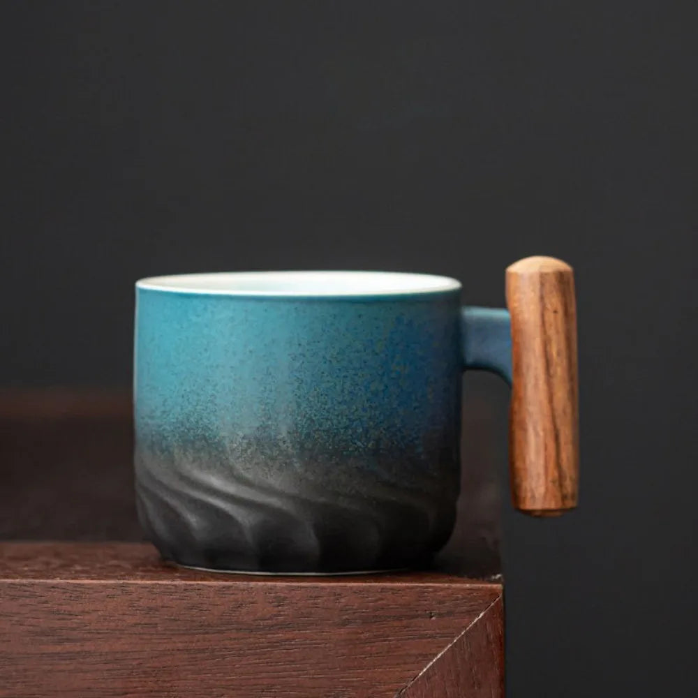 Retro-Kaffeetasse aus Keramik