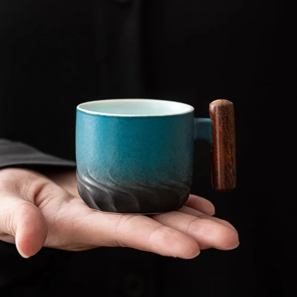 Retro-Kaffeetasse aus Keramik