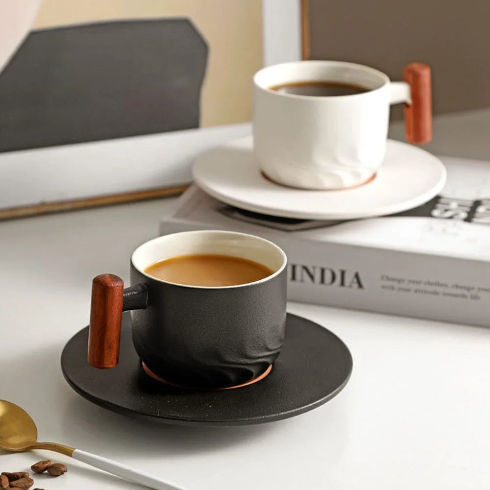 Retro-Kaffeetasse aus Keramik