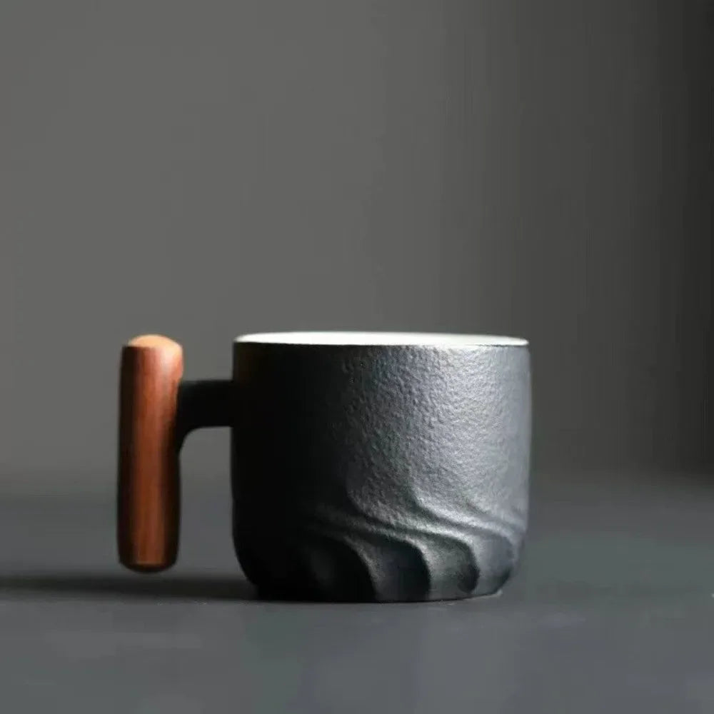 Retro-Kaffeetasse aus Keramik